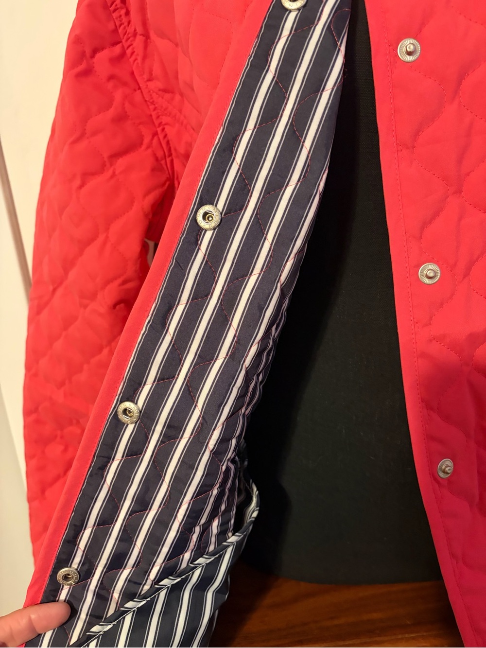 Quilted Red Men's Jacket - Picture 6 of 8